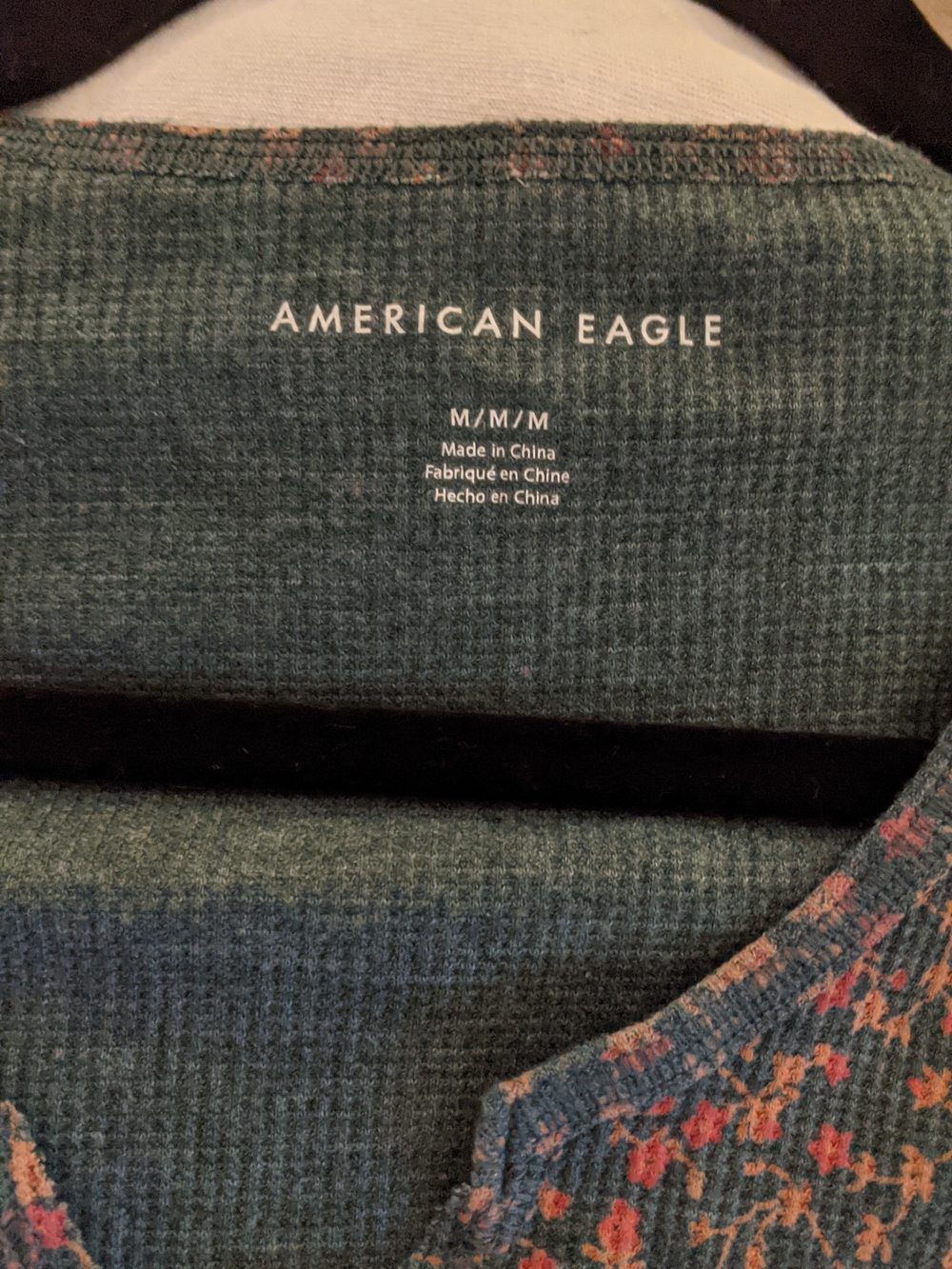 American Eagle Outfitters Green Long-Sleeve Floral Short Top - Picture 3 of 4